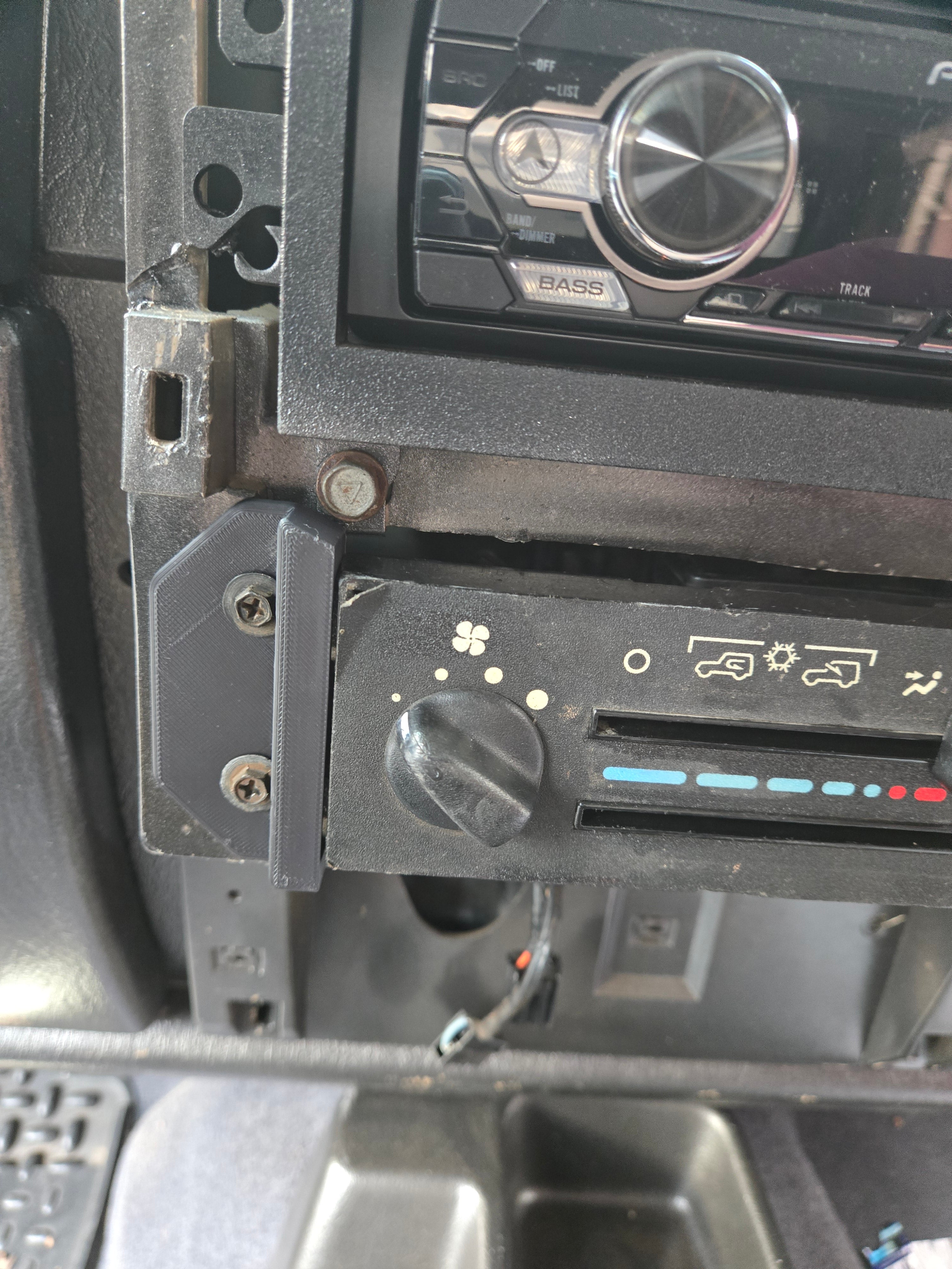 97-02 TJ HVAC Control Mount.